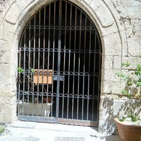 La Corte Di Aretusa Апартаменты