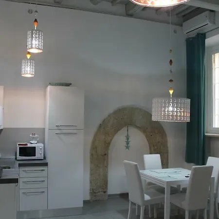 La Corte Di Aretusa Syracuse