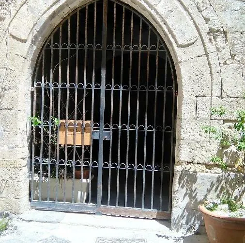 La Corte Di Aretusa Апартаменты